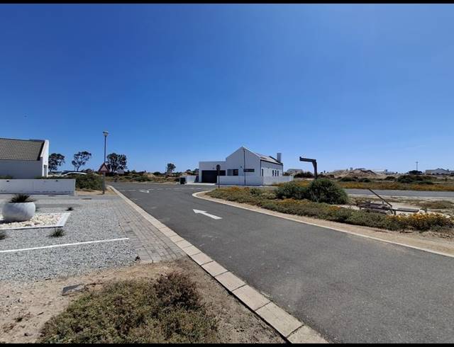 LAND FOR SALE IN BRITANNIA BAY